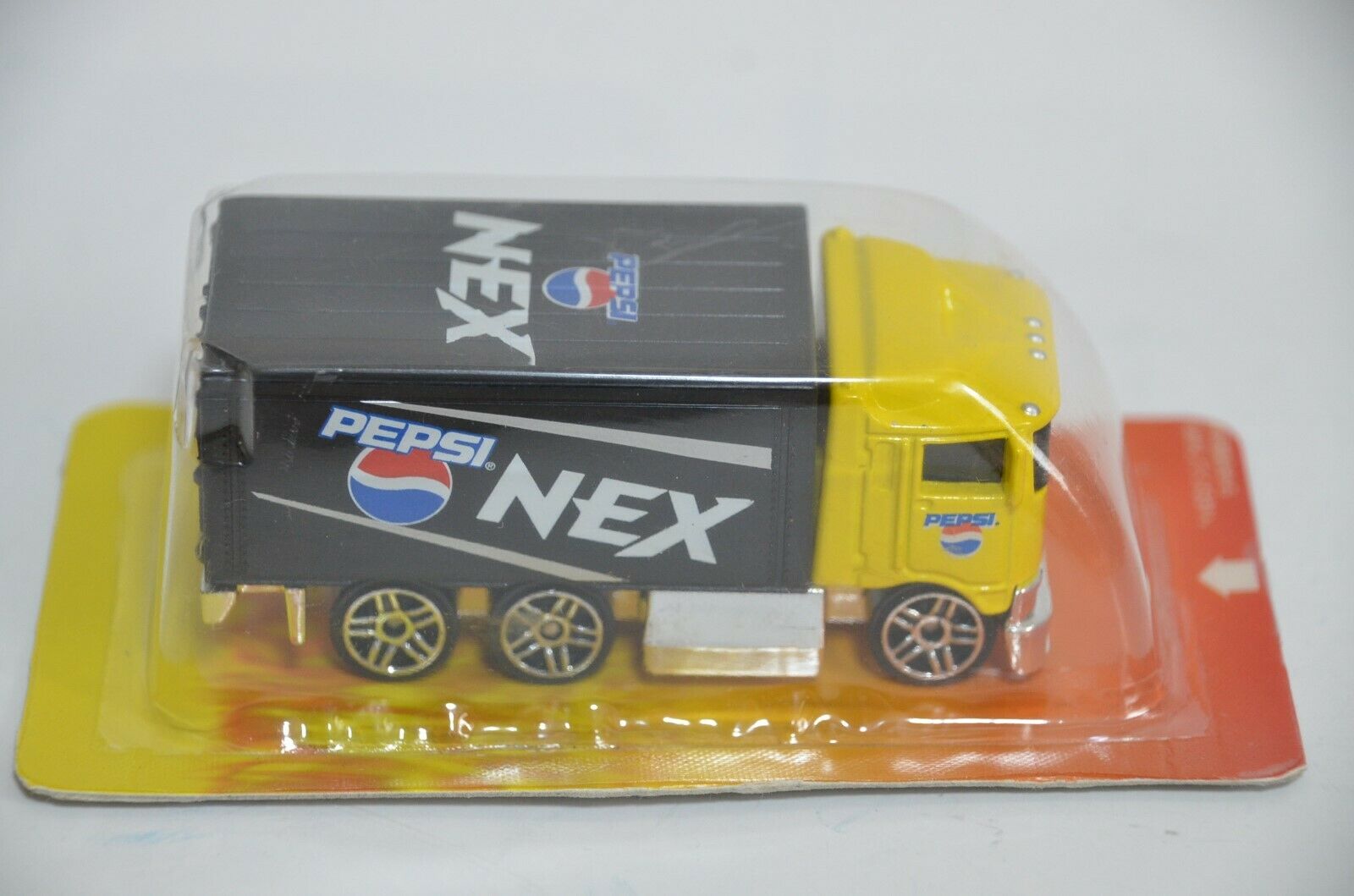 Hot Wheels 2007 Pepsi Nex Japan Exclusive Hiway Hauler Seven-eleven 7-11 Vhtf