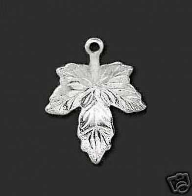 Lot Of 50 Pcs Beautiful Silver Plated Maple Leaf Charms